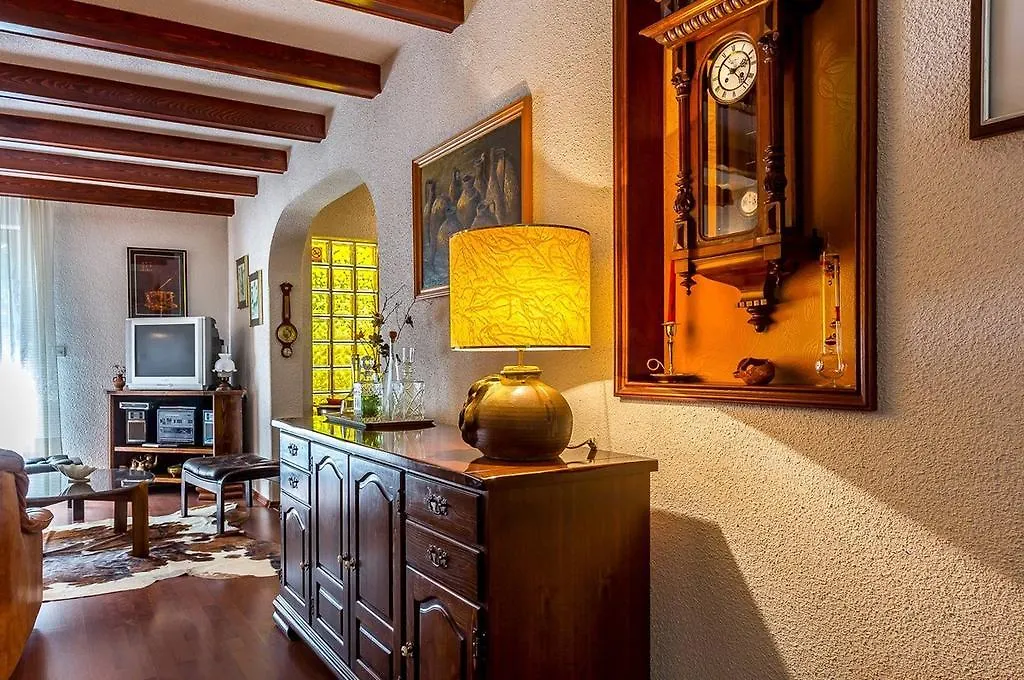 Holiday Home Ermanna PUY