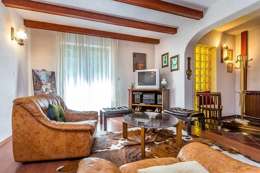 Holiday Home Ermanna Pula Croatia