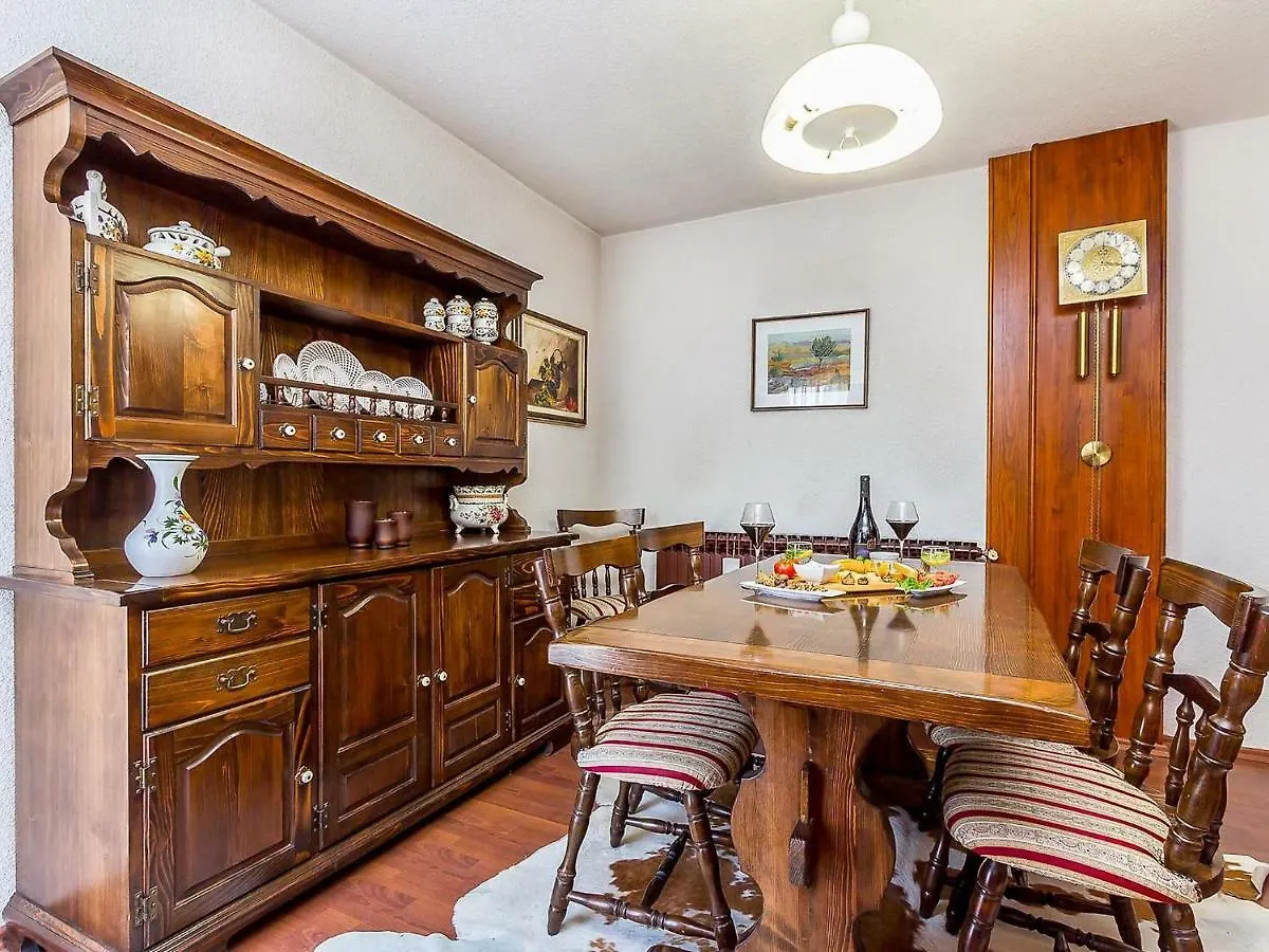 Holiday Home Ermanna Pula